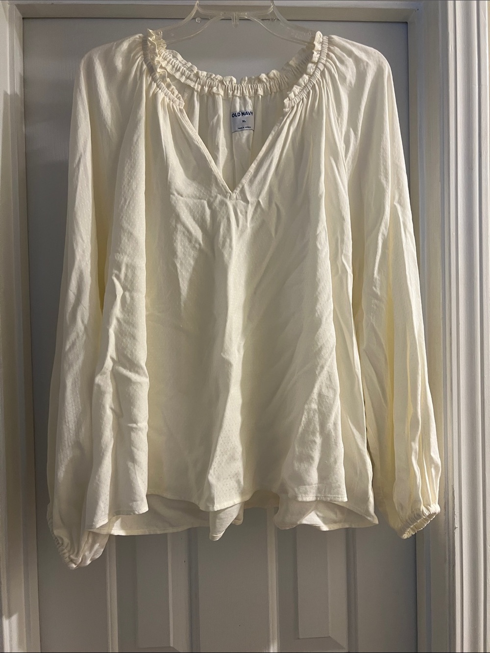 Old Navy Light Cream Peasant Tunic Blouse